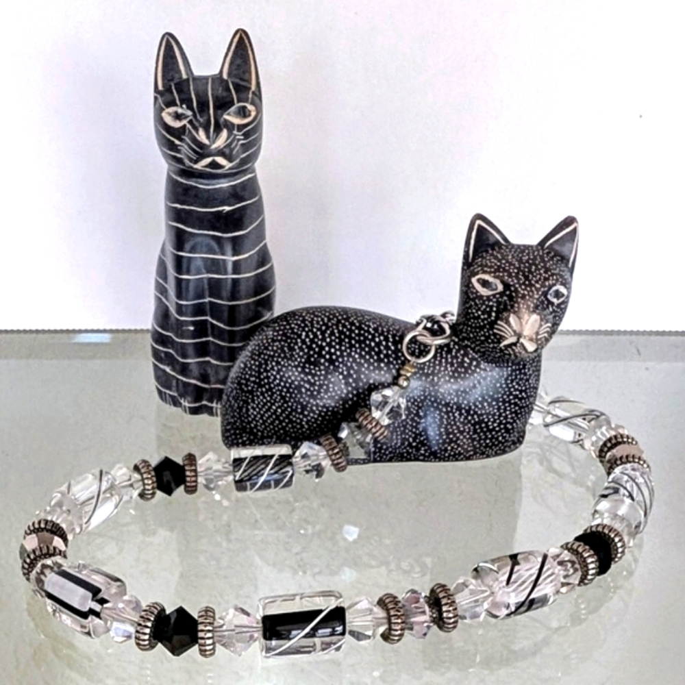 Black & White NWT Handmade Glass Beads In A Silver Necklace By A Colorado Artist